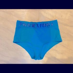 Savage x Fenty boy short XS